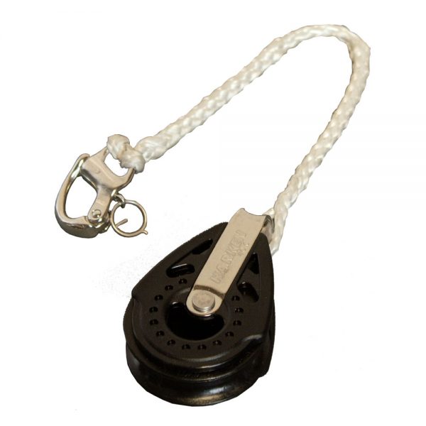 Optimist mainsheet strop with snap shackle & block.