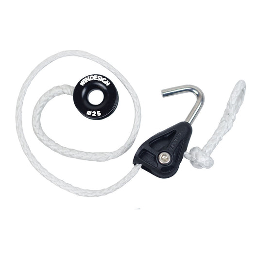 Optimist dyneema halyard with ring & hook-in block.